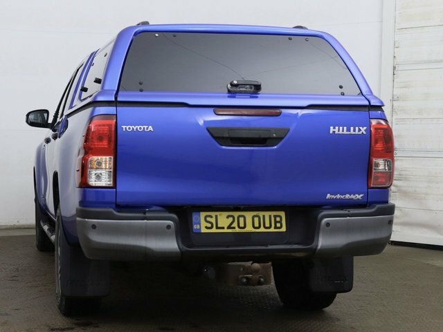 Toyota HILUX D-4d Invincible X Pickup Blue #6