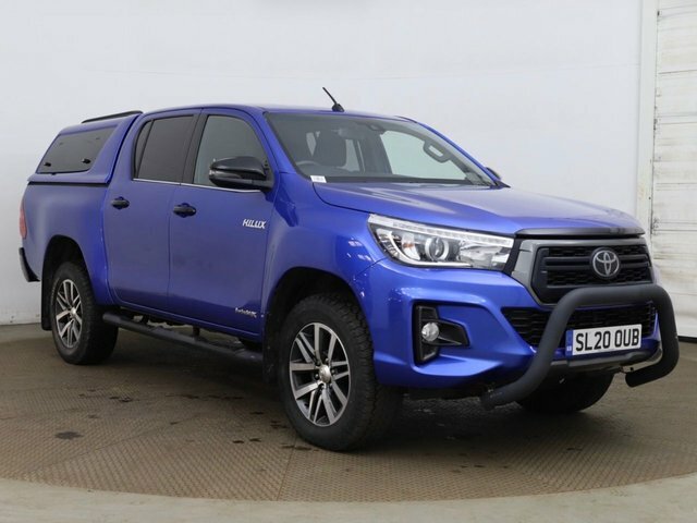 Toyota HILUX D-4d Invincible X Pickup Blue