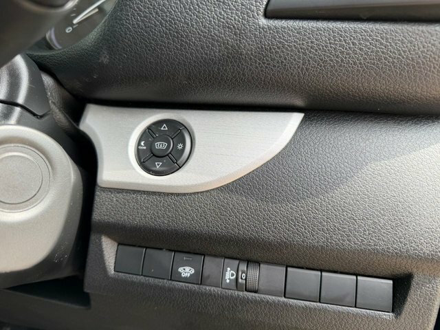 Vauxhall Vivaro 1.5 Turbo D 2900 Dynamic Panel Van 6Dr Manu White #42