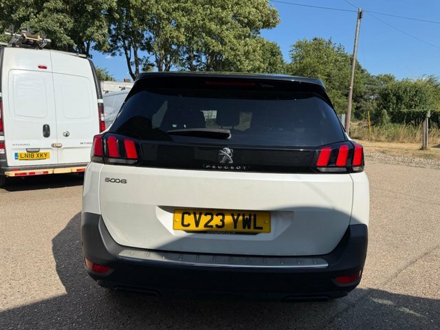 Peugeot 5008 Bluehdi Allure Premium White #4