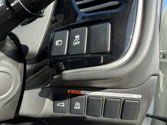 Mitsubishi Outlander Outlander Di-d 3 Blue #35