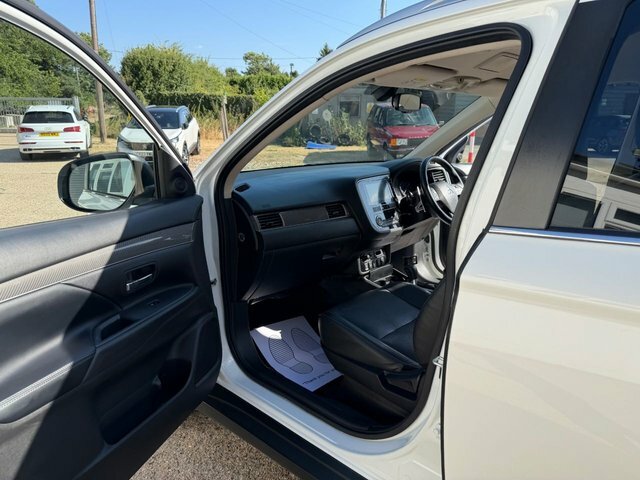 Mitsubishi Outlander Outlander Di-d 3 Blue #28