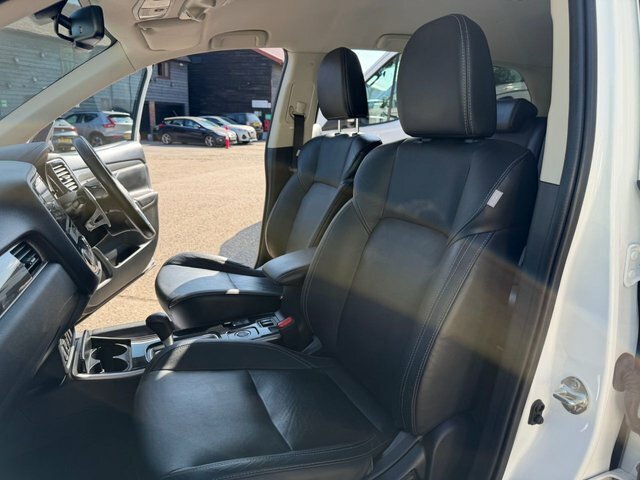 Mitsubishi Outlander Outlander Di-d 3 Blue #23