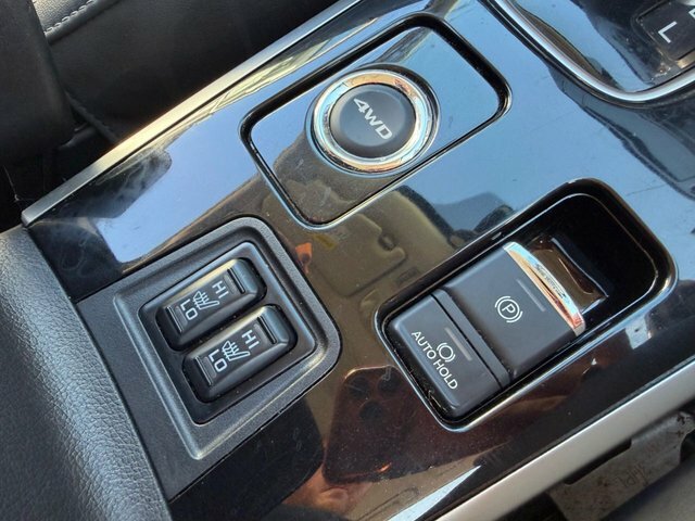 Mitsubishi Outlander Outlander Di-d 3 Blue #34