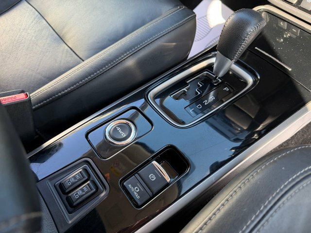 Mitsubishi Outlander Outlander Di-d 3 Blue #22