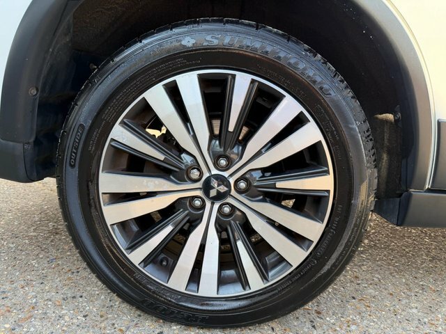 Mitsubishi Outlander Outlander Di-d 3 Blue #40