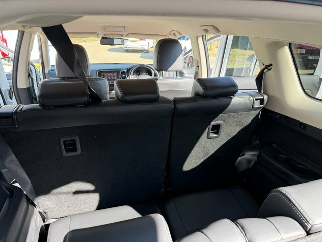 Mitsubishi Outlander Outlander Di-d 3 Blue #25
