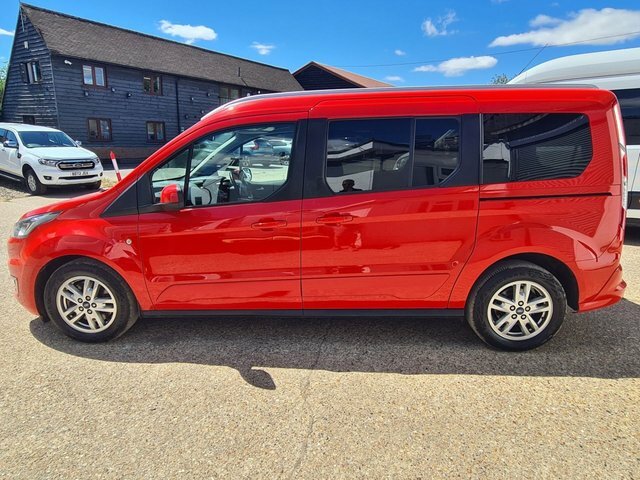 Ford Grand Tourneo Connect Ecoblue Titanium Euro 6 Red #2