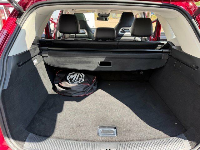 MG HS T-gdi 16.6Kwh Exclusive Red #6