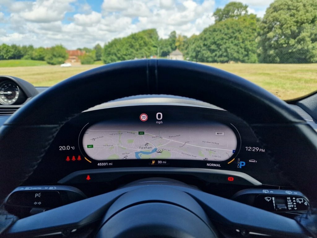 Porsche Taycan 420Kw 4S 93Kwh Grey #35