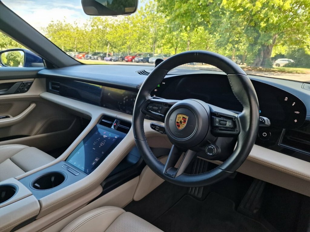 Porsche Taycan 420Kw 4S 93Kwh Grey #44