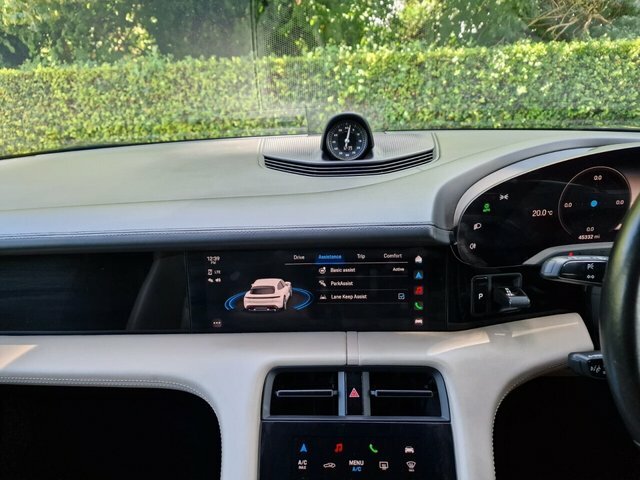 Porsche Taycan 420Kw 4S 93Kwh Grey #16