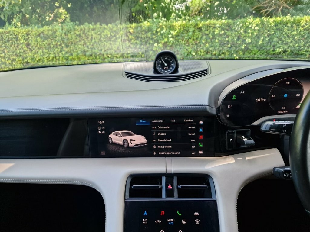 Porsche Taycan 420Kw 4S 93Kwh Grey #43