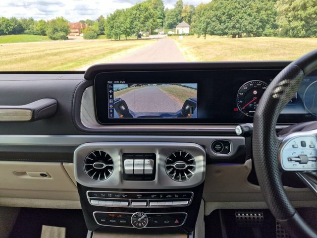 Mercedes-Benz G Class G350d Amg Line 9G-tronic Black #22