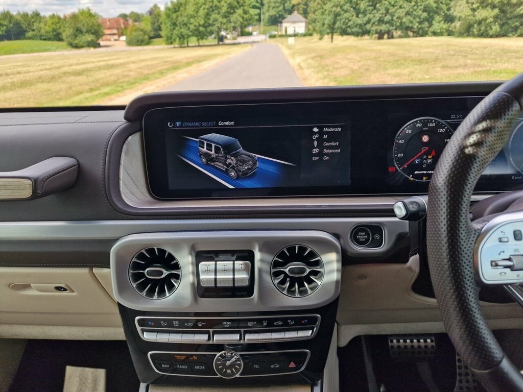 Mercedes-Benz G Class G350d Amg Line 9G-tronic Black #44