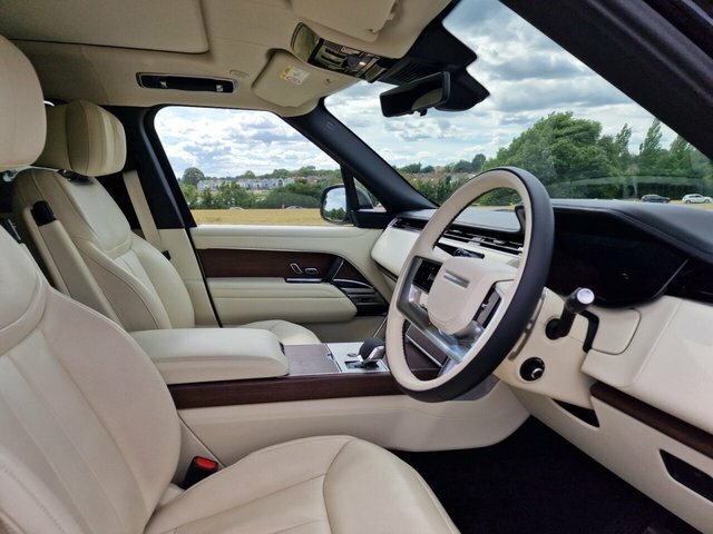 Land Rover Range Rover D300 Mhev Suv Black #6