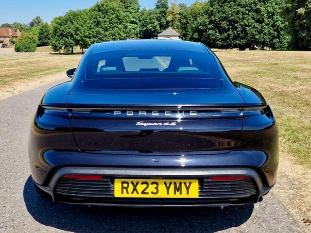 Porsche Taycan Taycan Gts Sport Turismo Green #26