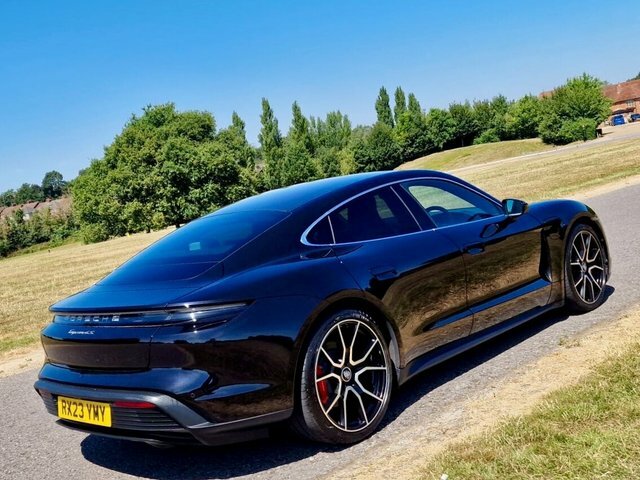 Porsche Taycan Taycan Gts Sport Turismo Green #29