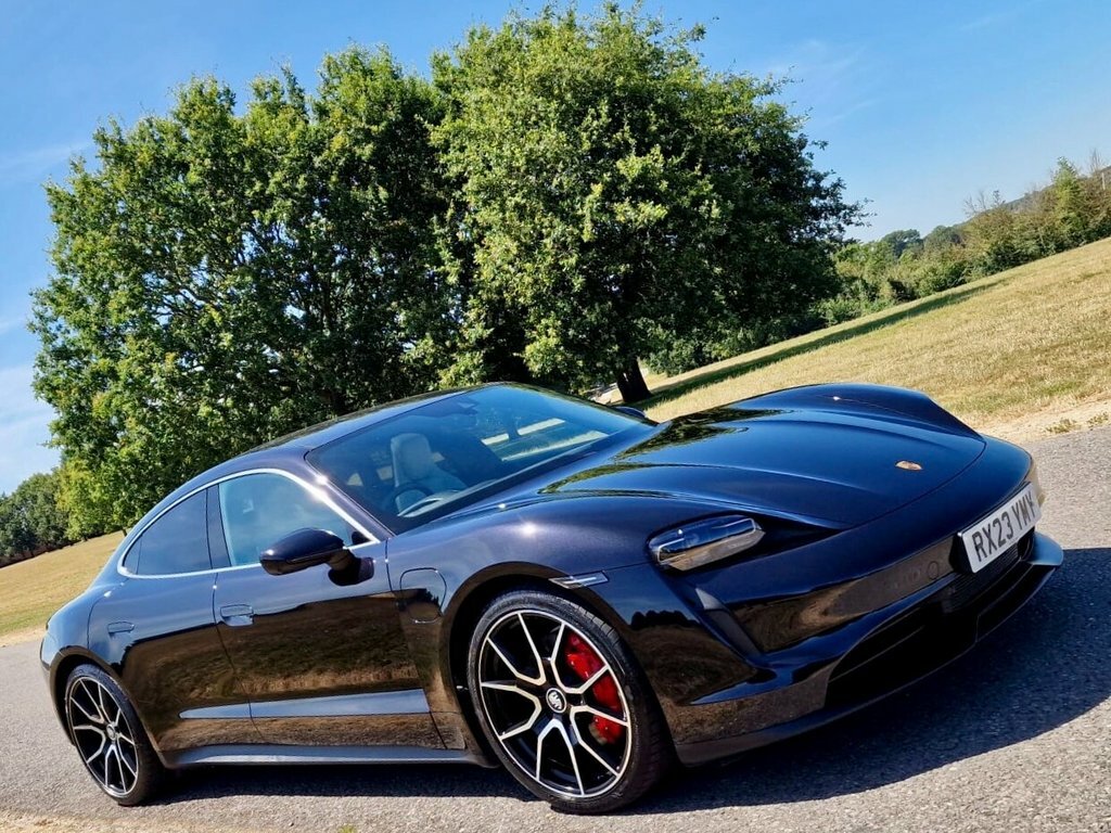 Porsche Taycan Taycan Gts Sport Turismo Green #57