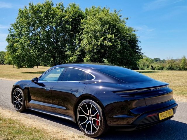 Porsche Taycan Plus 93.4Kwh 4S Saloon Black #5