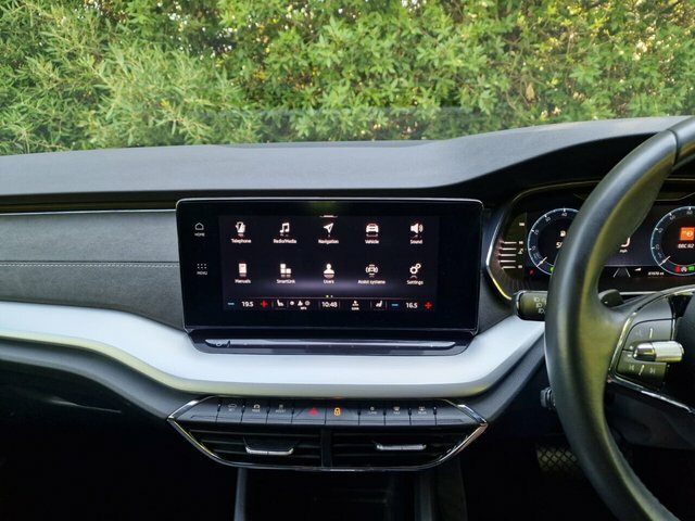 Skoda Octavia Hatchback Black #14