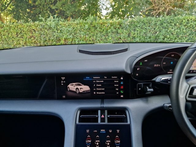 Porsche Taycan 4S Beige #17