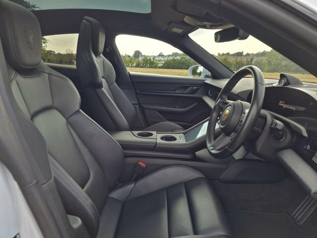 Porsche Taycan Plus 93.4Kwh 4S Saloon Grey #6