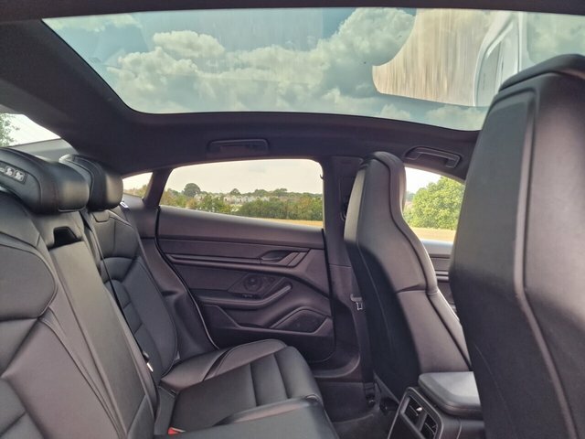 Porsche Taycan Performance 4S U262 Ulez Black #9