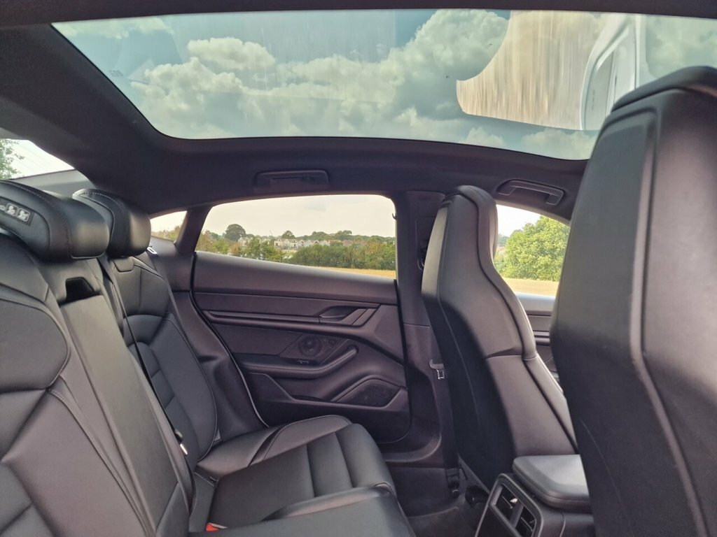 Porsche Taycan Performance 4S U262 Ulez Black #36