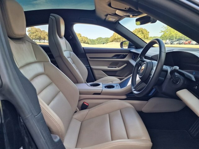 Porsche Taycan Plus 93.4Kwh 4S Saloon Black #6