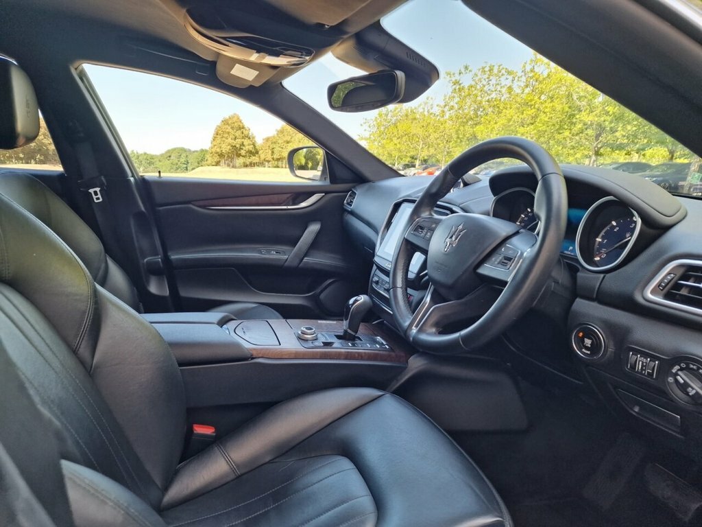 Maserati Ghibli Dv6 Auto White #28