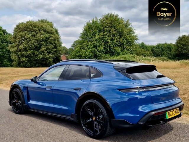 Porsche Taycan Plus 93.4Kwh Turbo S Blue #5