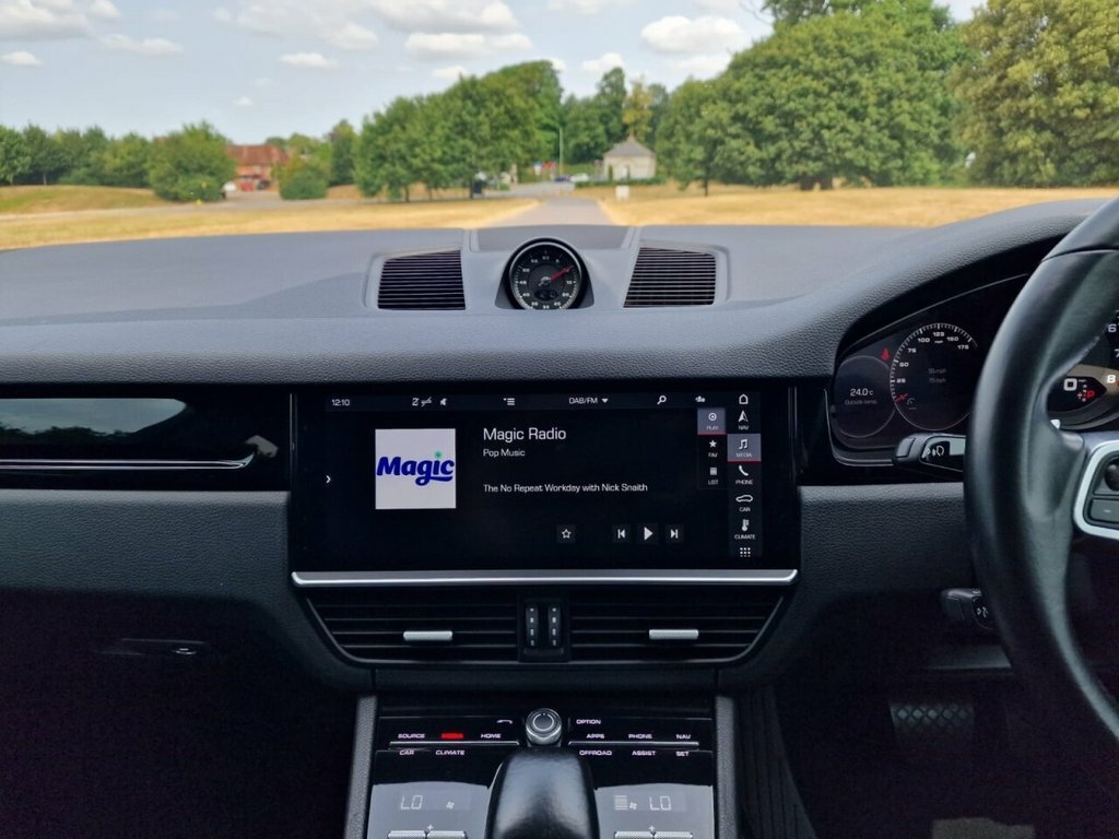 Porsche Cayenne 3.0 V6 Tiptronic 336 Bhp Black #37