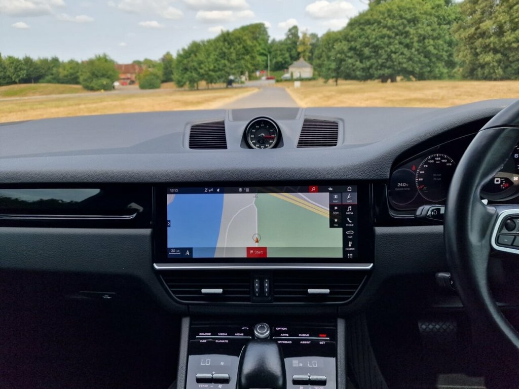 Porsche Cayenne 3.0 V6 Tiptronic 336 Bhp Black #36