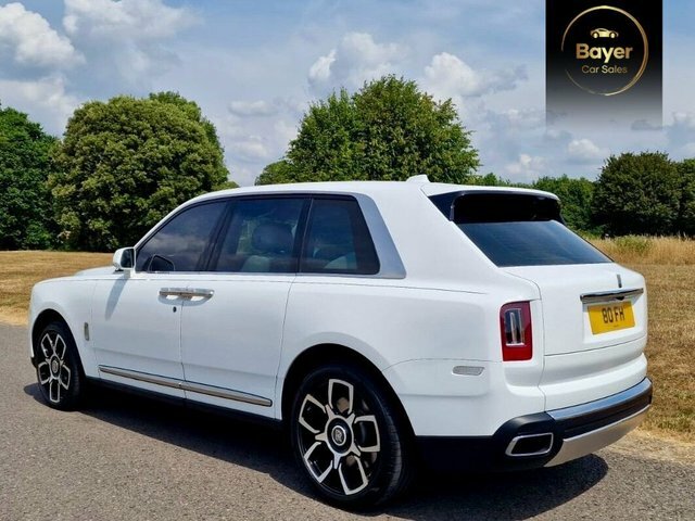 Rolls-Royce Cullinan V12 Suv White #5