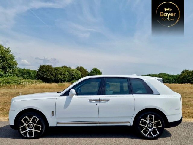 Rolls-Royce Cullinan V12 Suv White #3