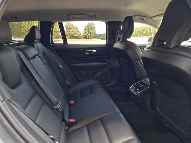 Volvo V60 2.0 B3 Mhev Core Dct Euro 6 Ss Grey #10