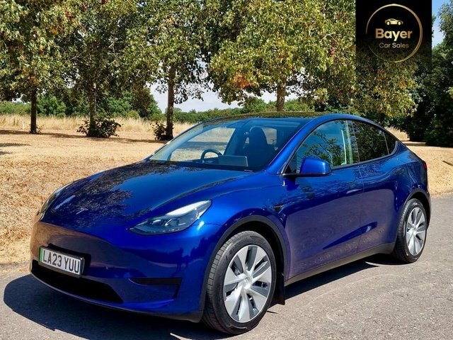 Tesla Model Y 5dr Electric Auto Rwd Blue