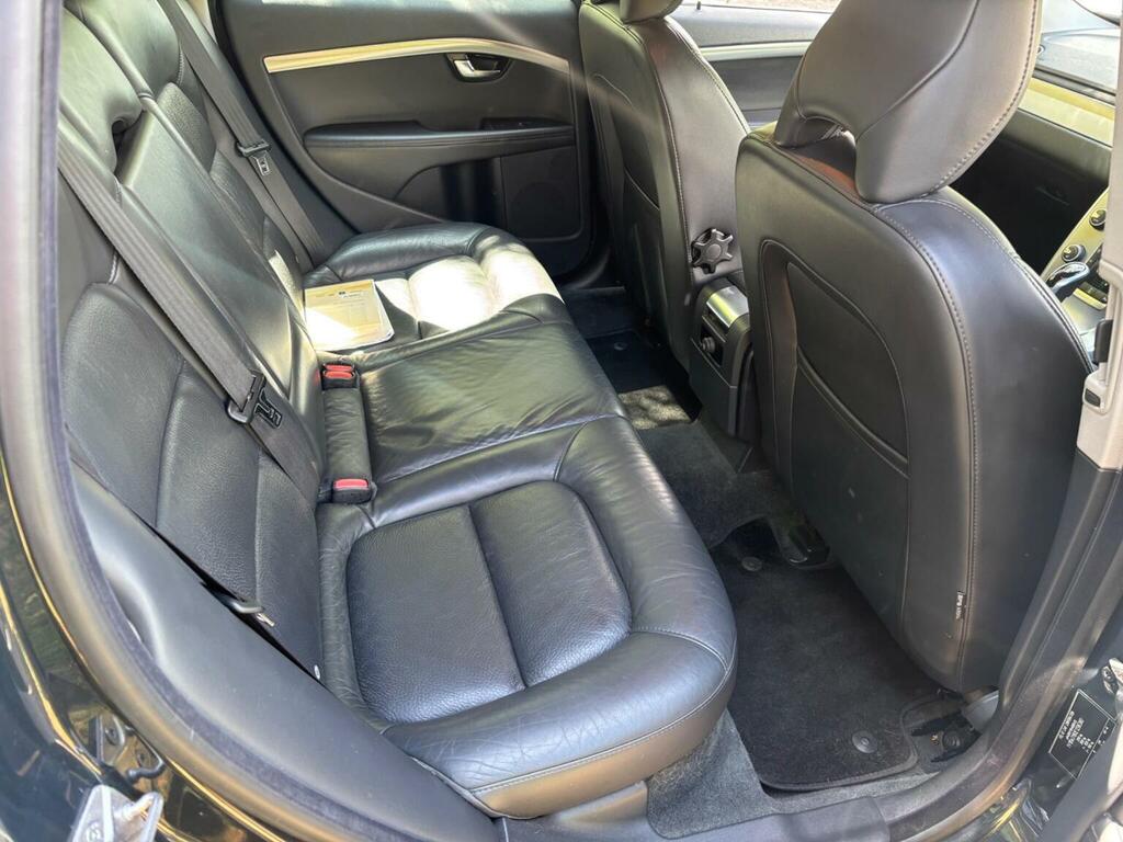 Volvo V70 2.4 D5 Business Edition Geartronic Euro 5 Gold #23