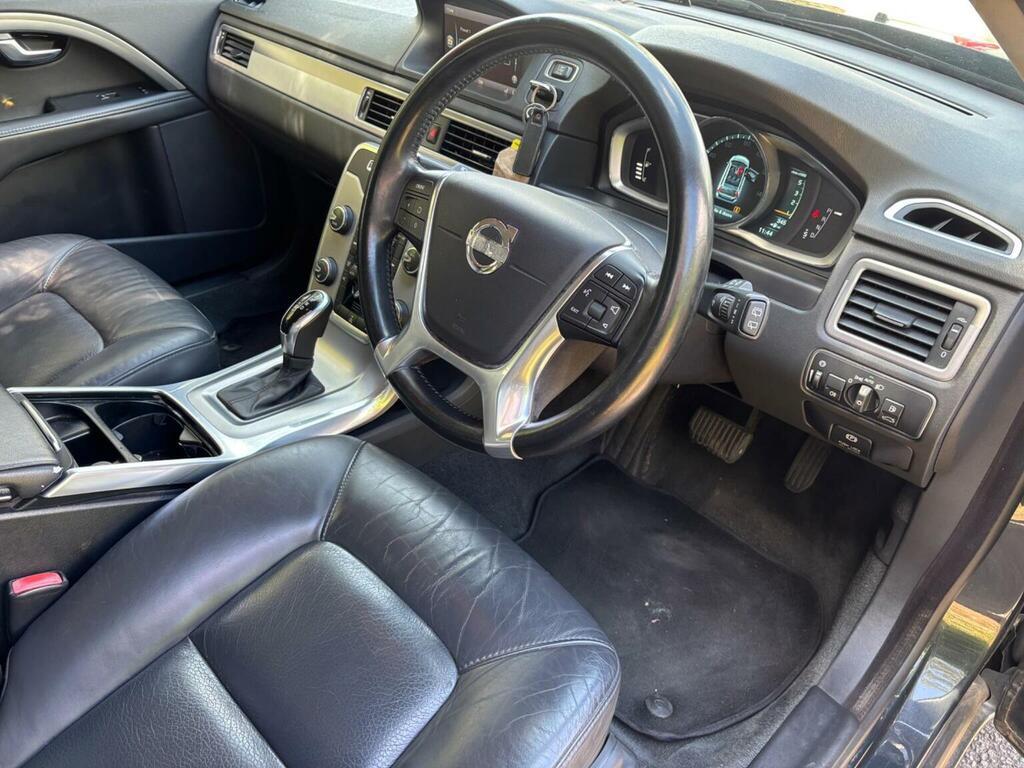 Volvo V70 2.4 D5 Business Edition Geartronic Euro 5 Gold #16