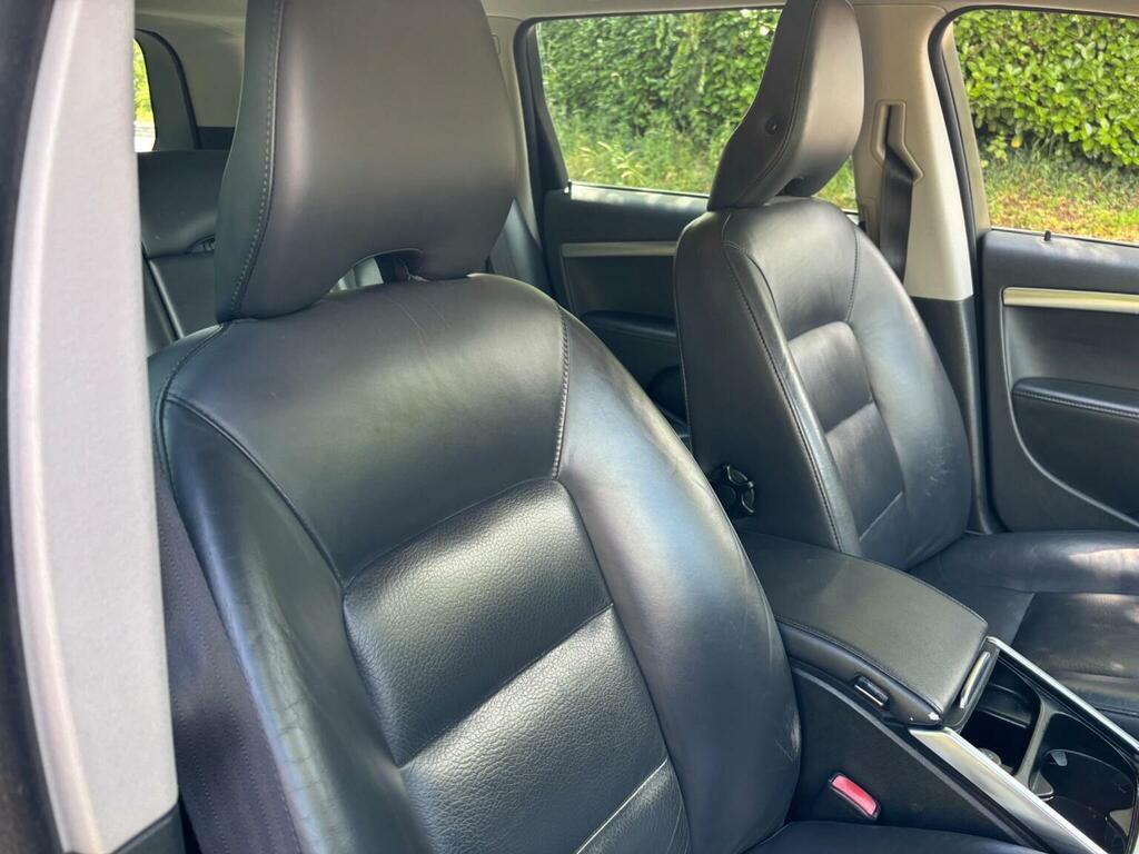 Volvo V70 2.4 D5 Business Edition Geartronic Euro 5 Gold #22