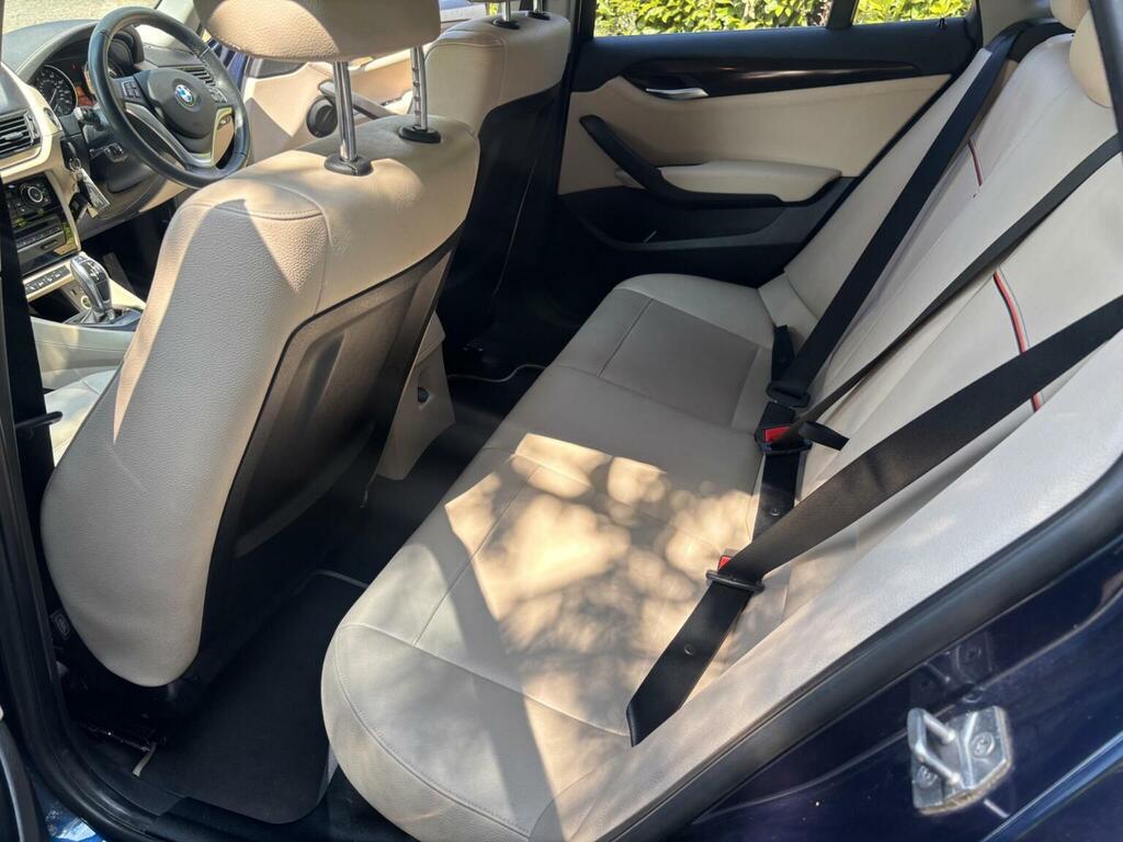 BMW X1 Suv White #25