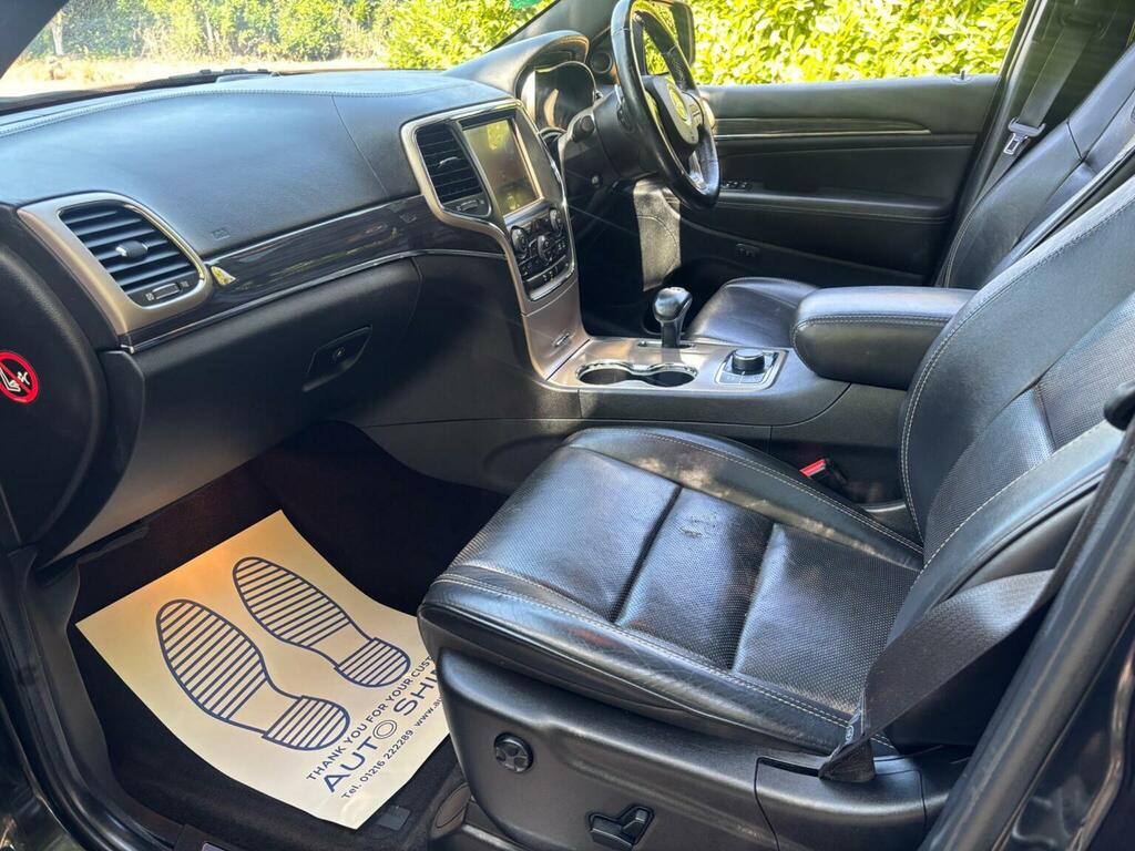 Jeep Grand Cherokee V6 Crd Summit Black #30
