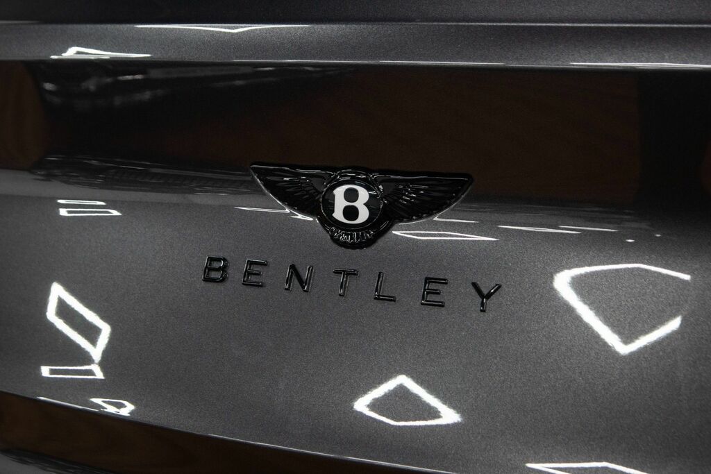 Bentley Bentayga 3.0 Tfsi V6 17.3Kwh Suv Plug-in Hybrid Green #24
