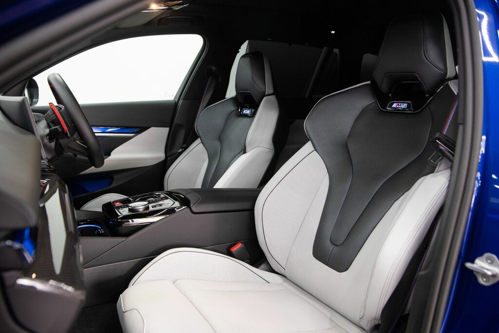 BMW M5 Automatic Blue #4