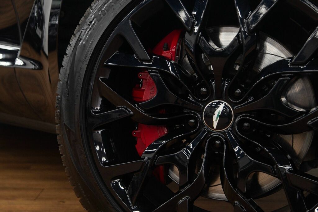 Aston Martin DBX Automatic Black #6
