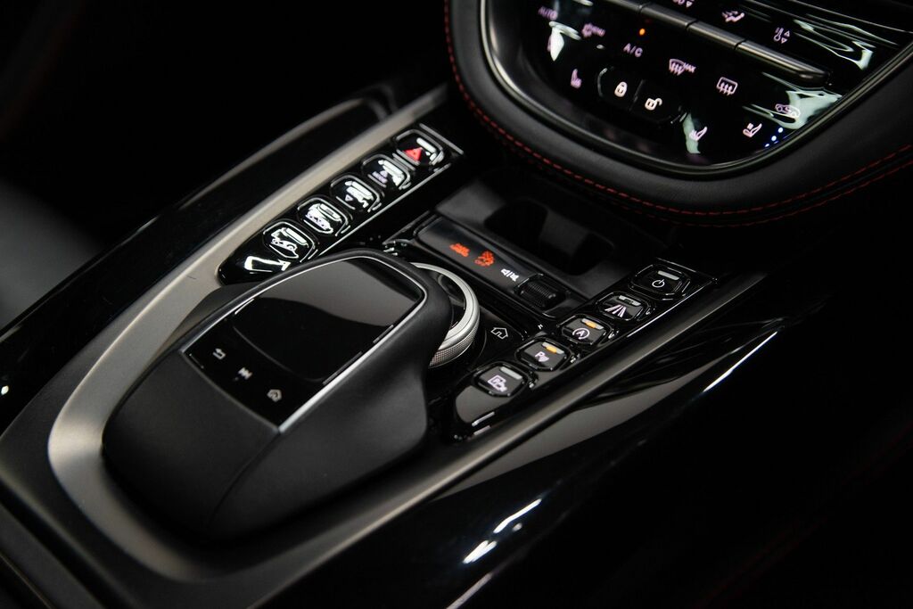 Aston Martin DBX Hatchback Black #39