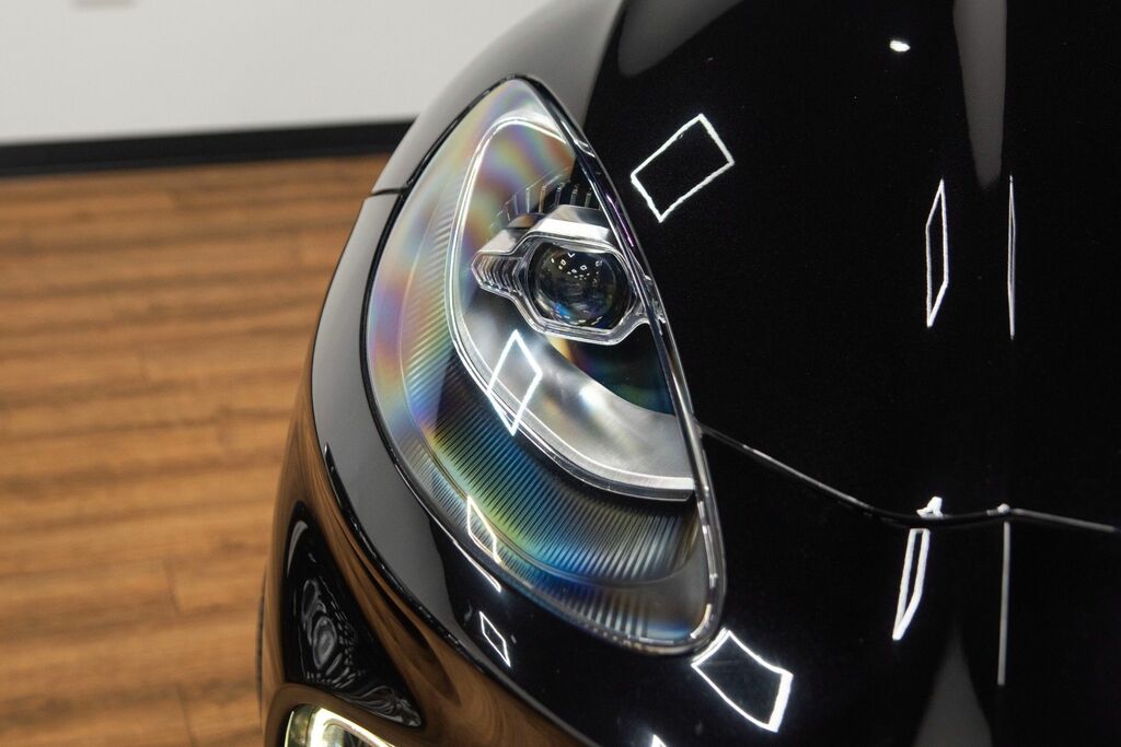 Aston Martin DBX Hatchback Black #10