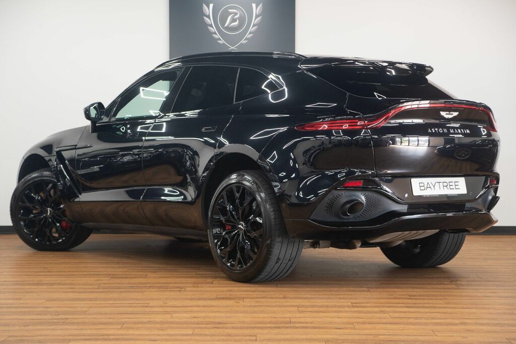 Aston Martin DBX Automatic Black #2