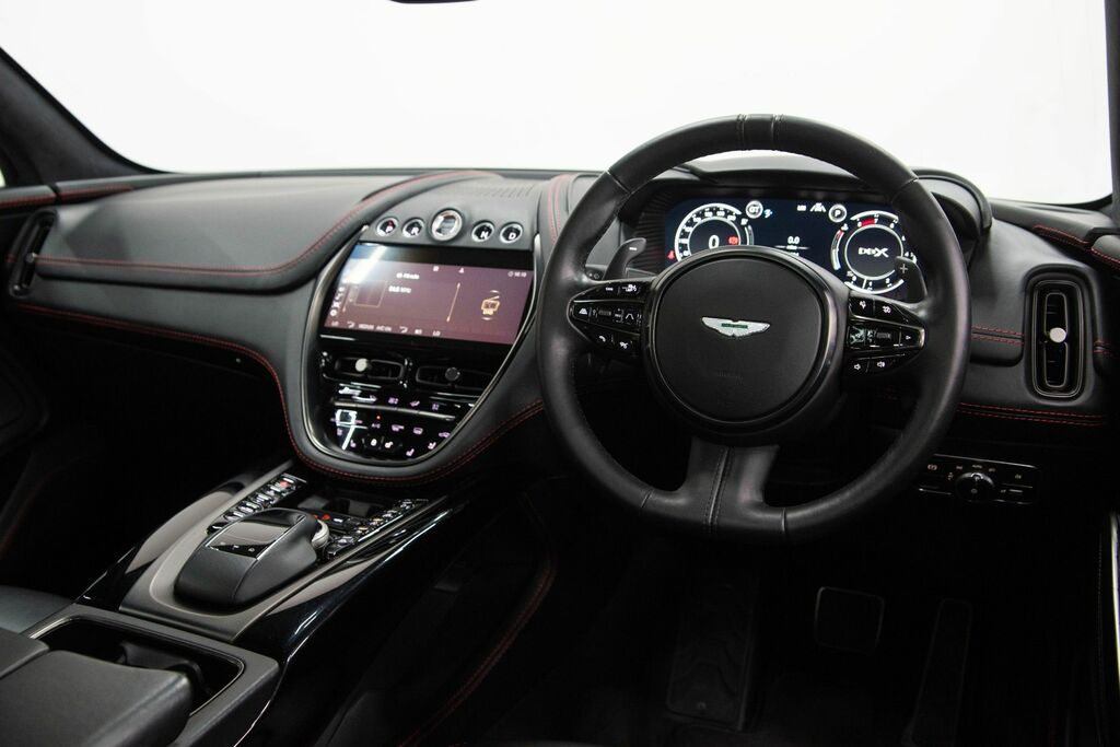 Aston Martin DBX Automatic Black #3